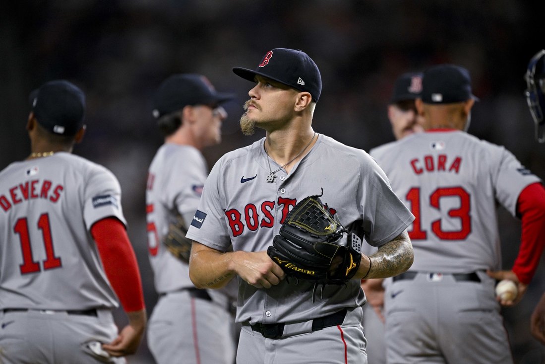 Red Sox take issue with pitching, while Astros seek more runs